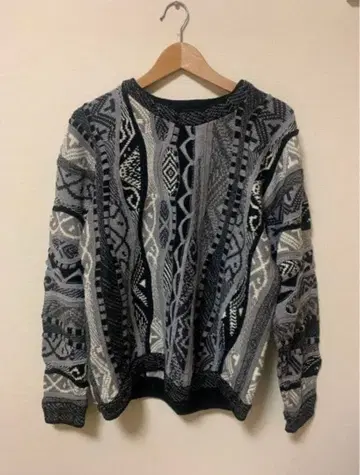 빈티지 Protege 3D 니트 스웨터 쿠지풍 기하학 패턴