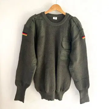 올리브 그린 스웨터 LL