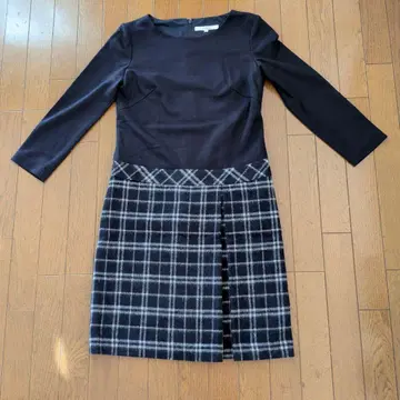 UNTITLED 무릎 기장 원피스 사이즈 2