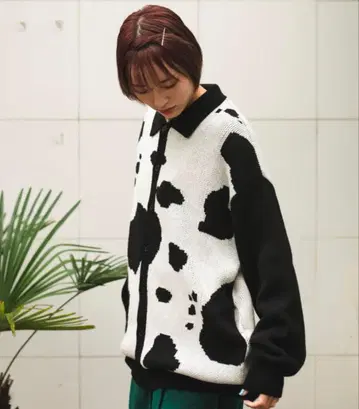 BROKEN BASE 소 패턴 애니멀 가디건