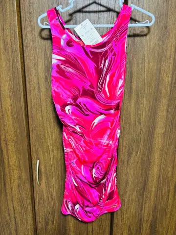 택 포함 새상품 rady 마블 무늬 슬리브리스 미니 원피스 M 핑크