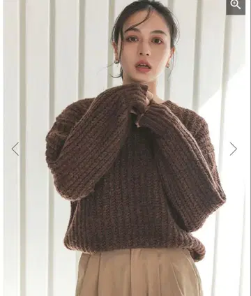 미사용 새상품 donoban 크루넥 니트 브라운 M