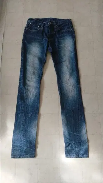 데님 청바지 토네이도 마트