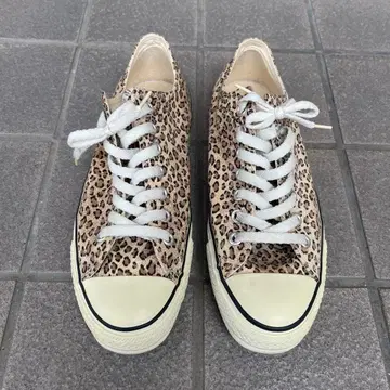 컨버스 스니커즈