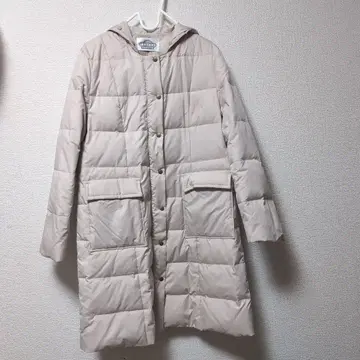 LUELLA 후드 부착 베이지 다운 자켓 할인 협상 가능