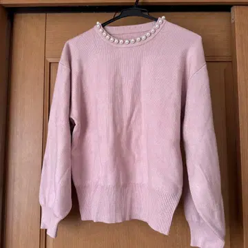 펄 장식 핑크 긴팔 니트