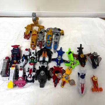 루팡레인저 VS 파트레인저 슈퍼전대 히어로 완구 세트