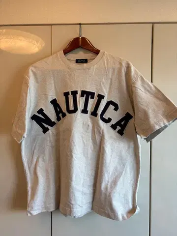 NAUTICA/노티카 아치 로고 그레이 크루넥 티셔츠
