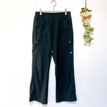 [ HUITIEME ] 위템 팬츠 캐주얼 원포인트 로고 블랙 ( M )