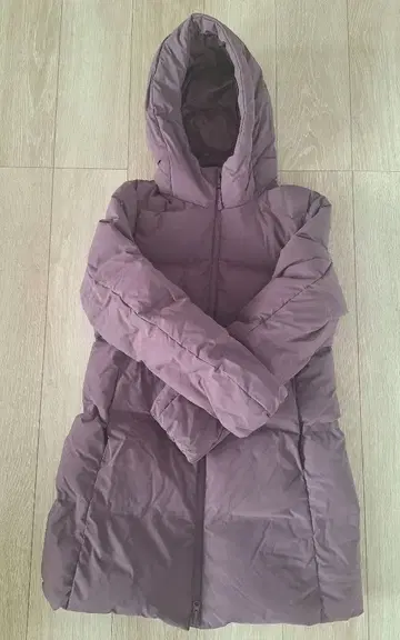 유니클로 여성용 L 사이즈 후드 부착 퍼플 다운 자켓