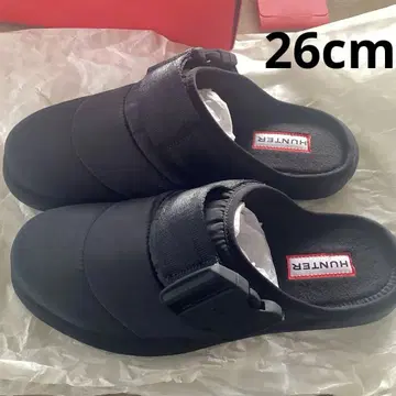 HUNTER 블랙 슬립온 샌들