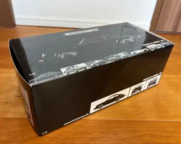 1/18 미니챔프 포르쉐 911(930) 1983 하자품