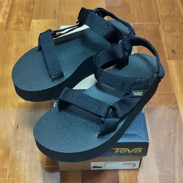 [ 미사용 새상품 ] Teva 테바 통굽 샌들 여성용 24cm 블랙
