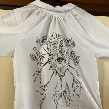 KOBINAI 화이트 긴팔 셔츠