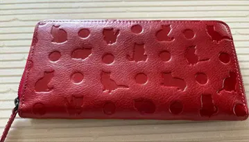 고양이 디자인의 장지갑