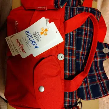 SING Along 빨간색 숄더백