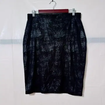 새상품급 블랙 타이트 스커트 [ M ] 블랙 스커트 심플 퓨어 코디