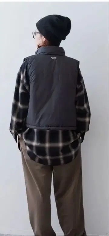 Spick and Span 타프타 패디드 숏 베스트