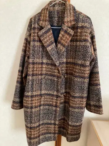 울 혼방 체크 무늬 더블 브레스트 코트