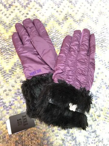 ANNASUI 퍼 달린 장갑! 퍼플 미사용. 택 포함!
