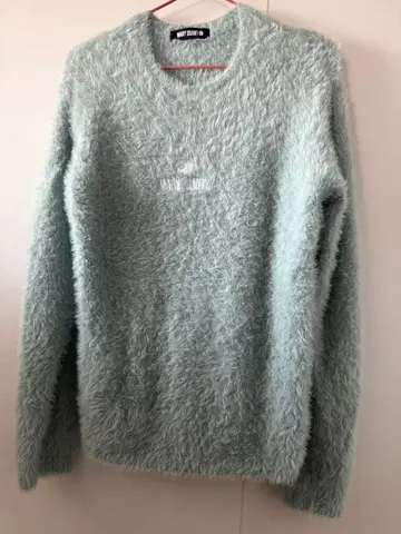 마리콴트 샤기 니트