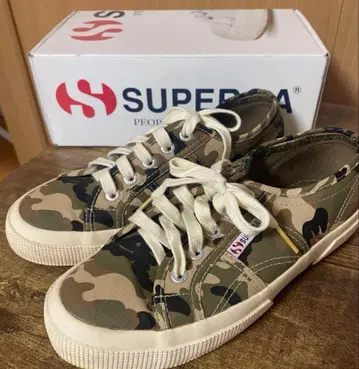 SUPERGA 카모플라쥬 패턴 스니커즈 37 하자 있음
