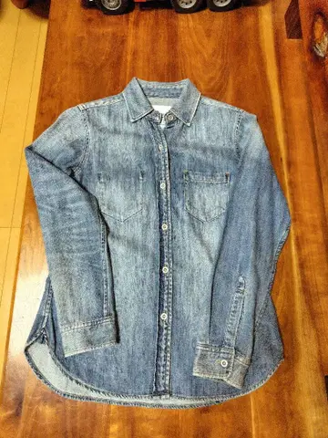 데님 버튼 업 셔츠