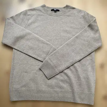 새상품급 유니클로 UNIQLO 캐시미어 니트 스웨터