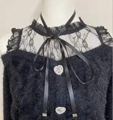 MARS 아리스짱 콜라보 하트 버튼 어깨 트임 샤기 니트