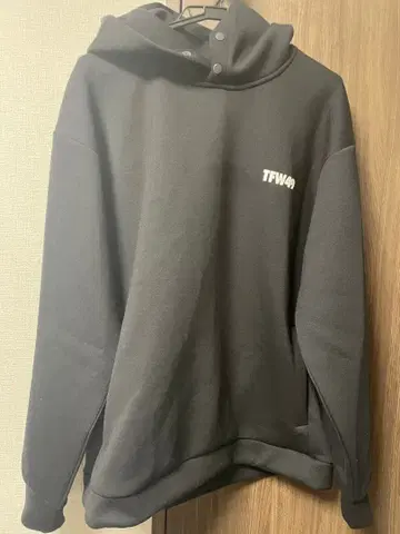 TFW49 카보드 재료 후디 블랙 XL