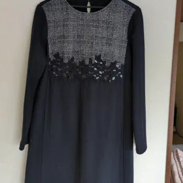 비즈 장식의 긴팔 튜닉