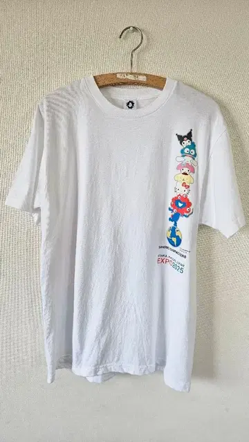 오사카 만박 2025 산리오 콜라보 T셔츠 L