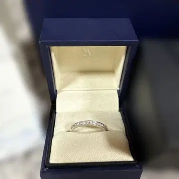 새상품 미사용 하프 이터니티 반지 0.02ct