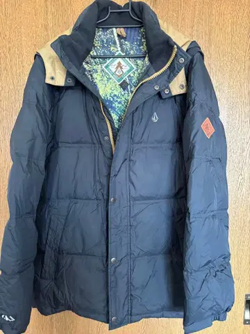 [ VOLCOM ] 다운 자켓 M
