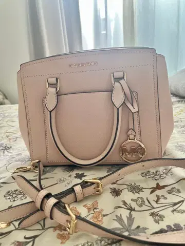 MICHAEL KORS 핑크 숄더백