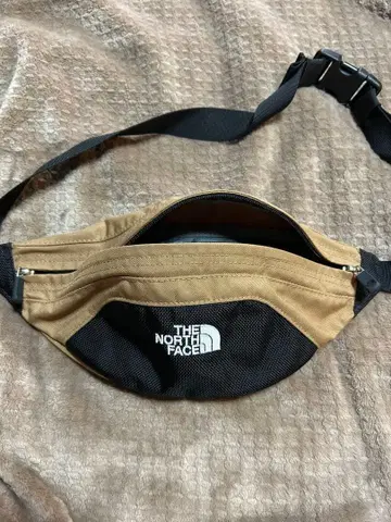 THE NORTH FACE 바디백 베이지/블랙