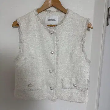 선착순! Arpege story 화이트 슬리브리스 베스트 사이즈 2