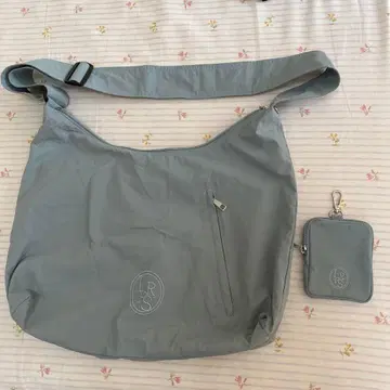 LOWRYS FARM 숄더백 미니 파우치 포함