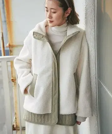 RIVE DROITE 리브 드와 보아 절개 블루종 퀼트 화이트 x 카키