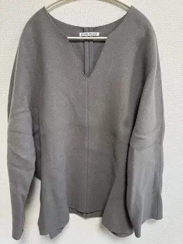 R'IAM-PLAGE 그레이지 V넥