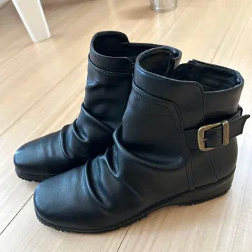 미라 스포츠 부츠