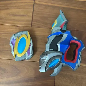 울트라맨 데커 DX 울트라 디 플래셔