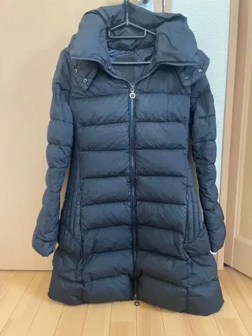 TATRAS 네이비 여성용 다운 자켓 폴리테아 02