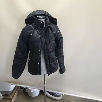 블랙 다운 자켓