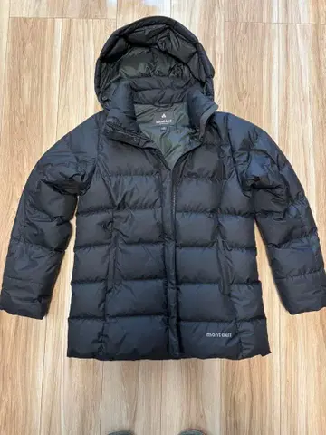 [ 새상품급 ] mont-bell 다운 자켓 S 사이즈 블랙