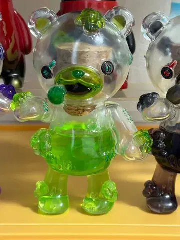 좀베어 푸티 그린