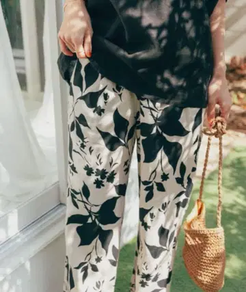 어반 리서치 DOORS 린넨 꽃무늬 와이드 팬츠 프리 사이즈