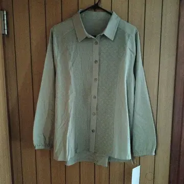 라이트 그린 민트 긴팔 셔츠