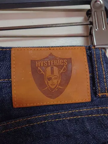 HYSTERIC 슬림핏 데님