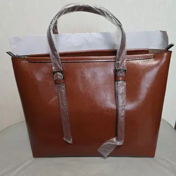 브라운 토트백 심플한 디자인